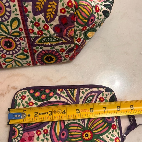 Vera Bradley Carson Floral Shoulder Bag Matching Wallet and Kiss Lock Coin Bag - Picture 5 of 15